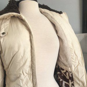 DKNY women white color puffer coat